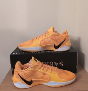 Women’s 12.5 /Men’s 11 Sabrina 2 TB Promo PE